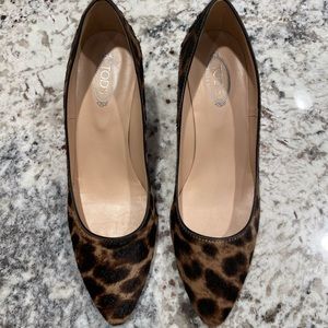 Decollete Leopard Print Genuine Calf Hair Pump